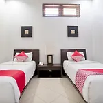 Oyo 482 Anika Guest House